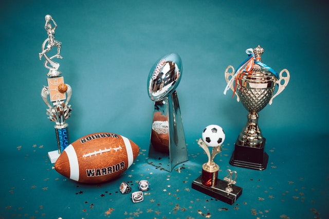 9 Thoughtful Custom Trophies with Picture